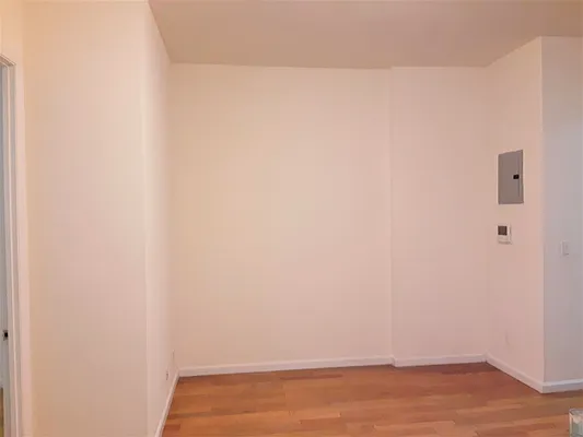 Rented by Corcoran | media 14