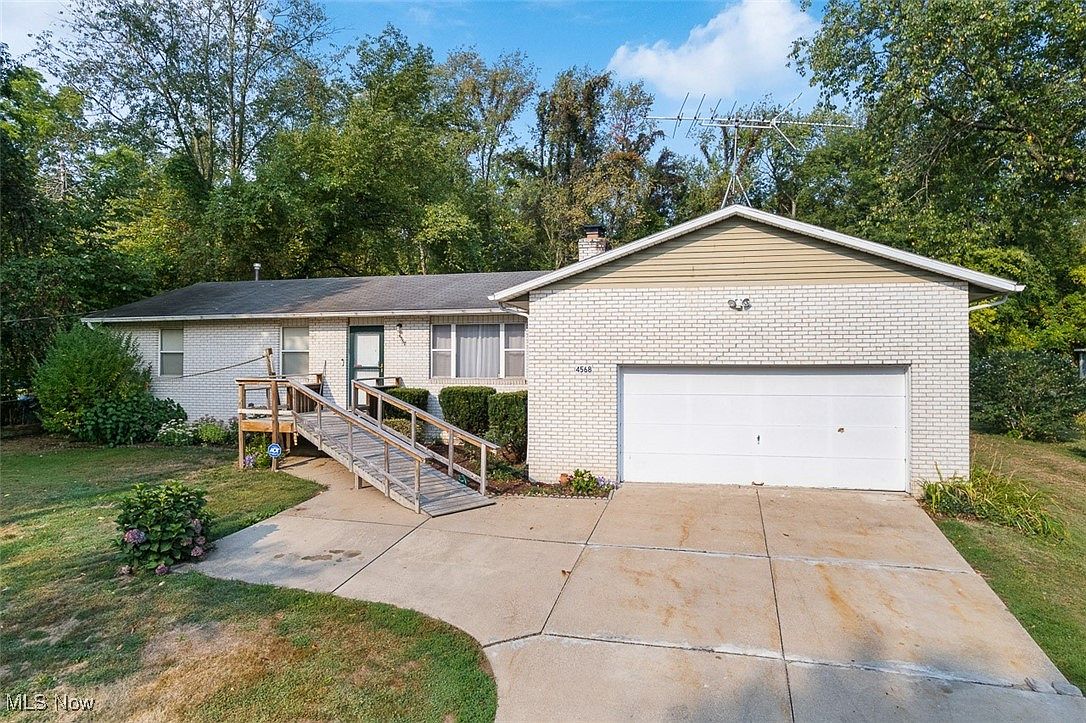 4568 Krancz Dr, Barberton, OH 44203 | Zillow
