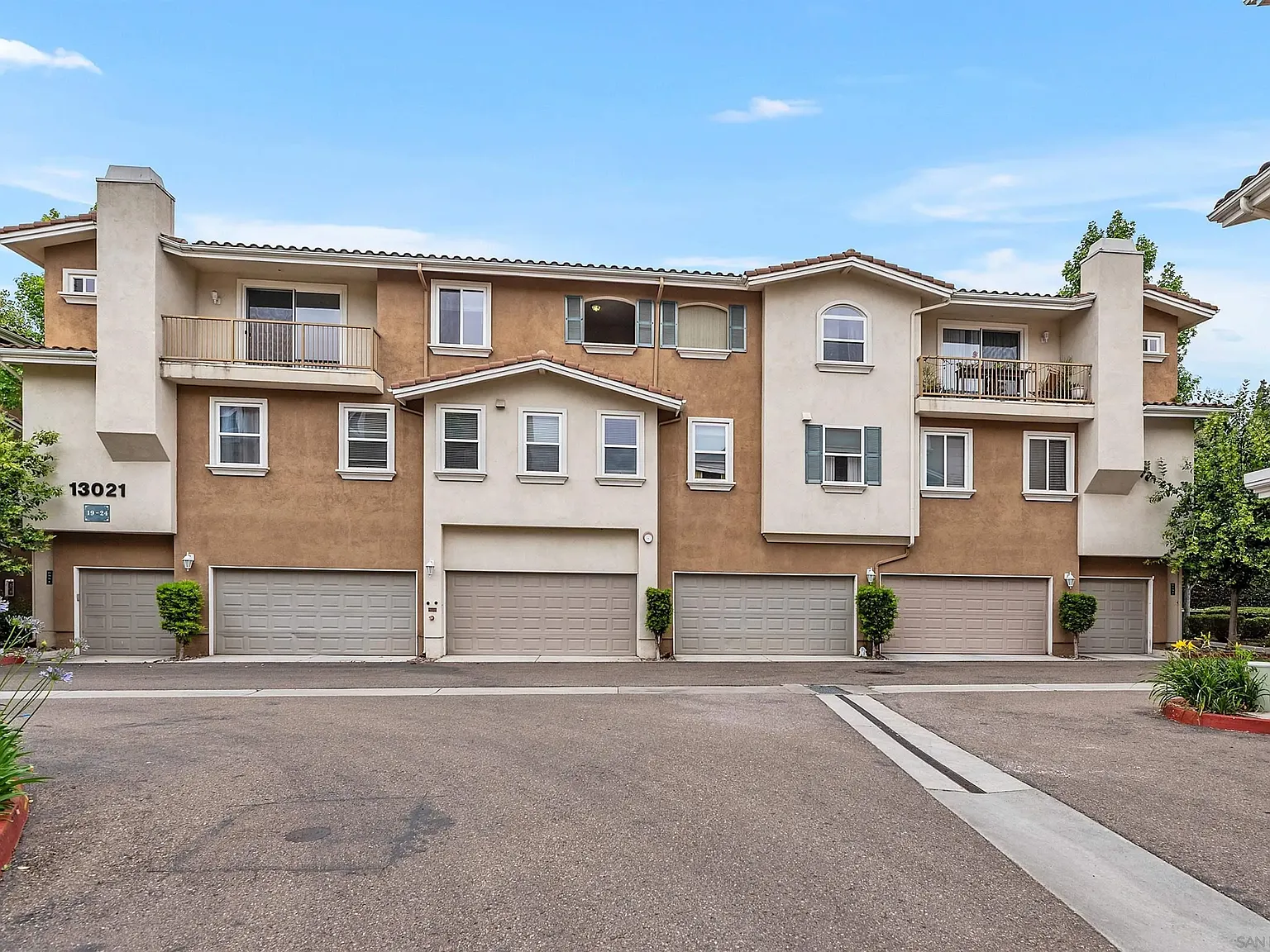 Heritage Villas — Photo 4