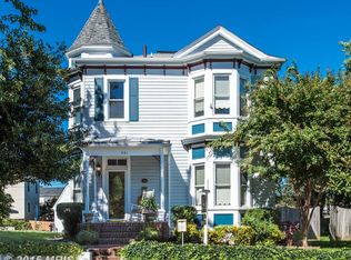 921 Hanover St, Fredericksburg, VA 22401