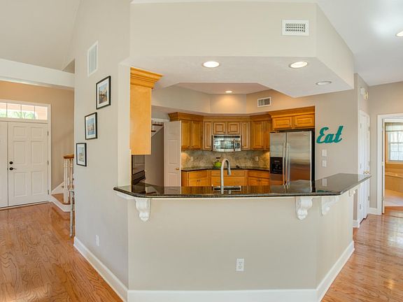 3rd image of 3508 NW 18th Ave