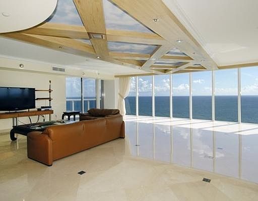 3rd image of 18911 Collins Ave APT 2701