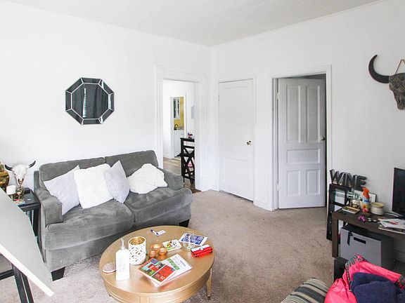 5th image of 1352 Marshall Ave SE