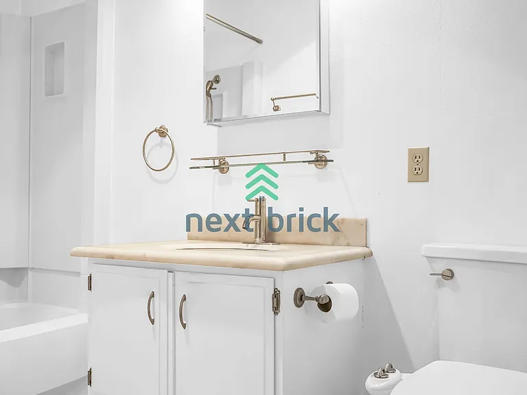 555 Prospect St #4 — Photo 10
