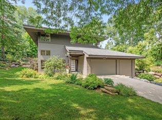 14914 Oak Ridge Cir E, Burnsville, MN 55306