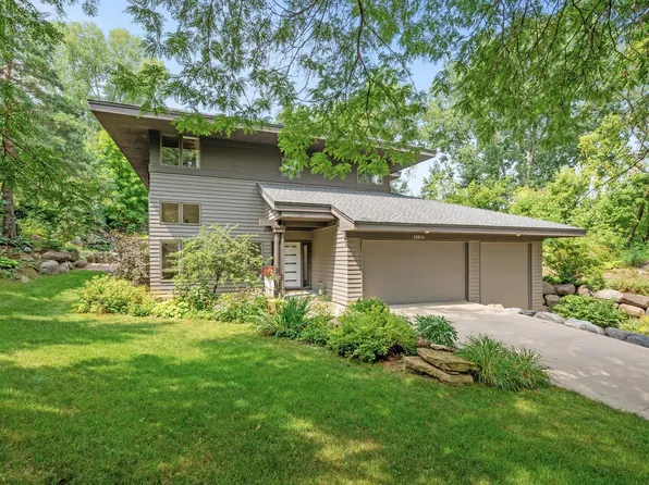 14914 Oak Ridge Cir E, Burnsville, MN 55306