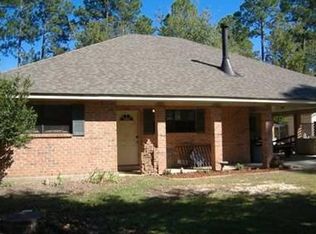 106 Honeysuckle Dr, Covington, LA 70433