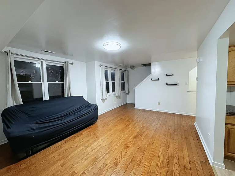 304 N 8th St — Photo 4