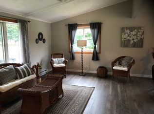 555 S Dakota Ave, New Richmond, WI 54017