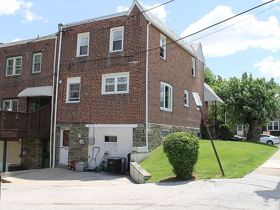 2nd image of 248 S Bayberry Ln