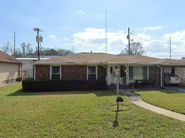 1223 W 51st St, Savannah, GA 31405