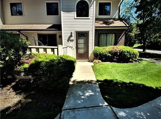 1021 Skyline Dr, Coram, NY 11727