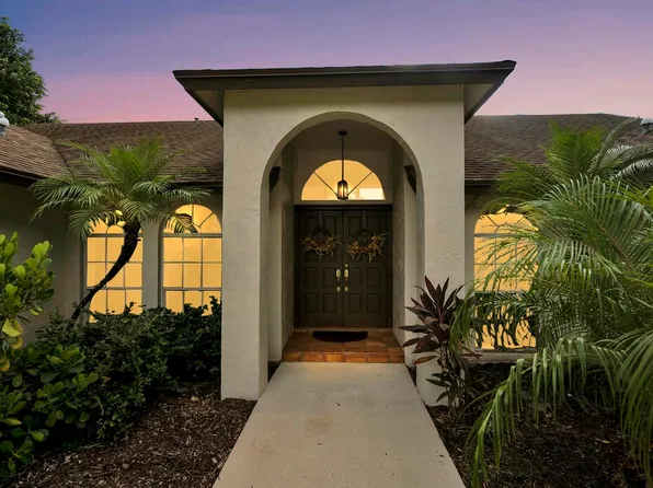 1220 Mayview Way, Wellington, FL 33414