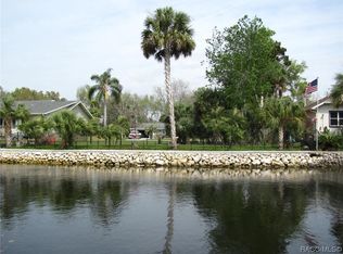 11560 W Waterway Dr, Homosassa, FL 34448