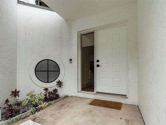 2nd image of 231 NW 36th Avenue #231