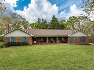 8534 River Rd, Abbeville, LA 70510