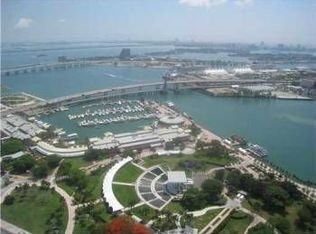 20 Biscayne Blvd, Miami, FL 33132