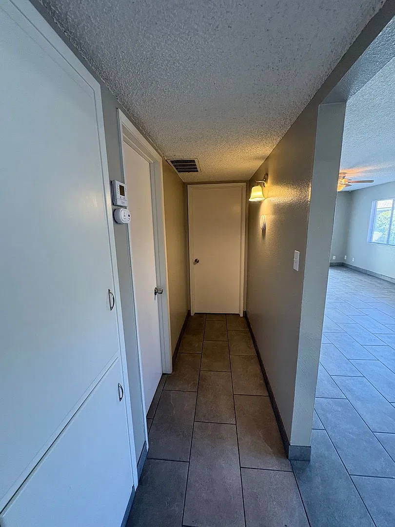 4543 — Photo 3