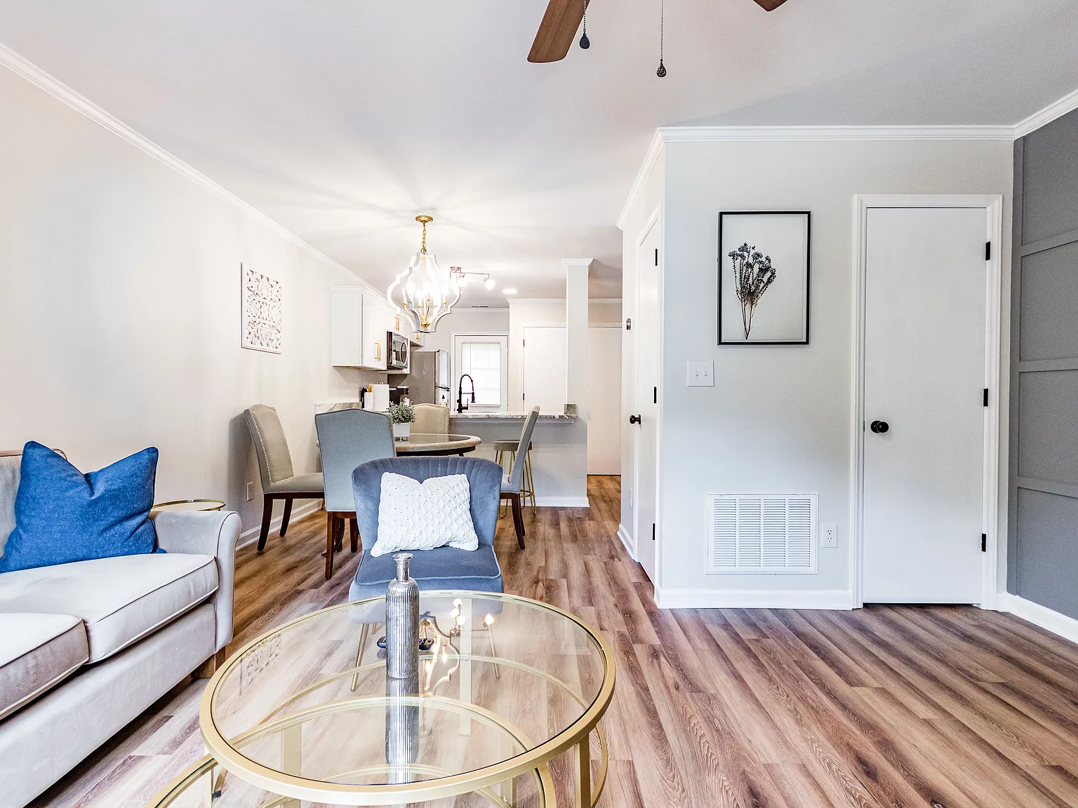 2 bed, 1.5 bath, 950 sqft, $2,600 — Photo 4