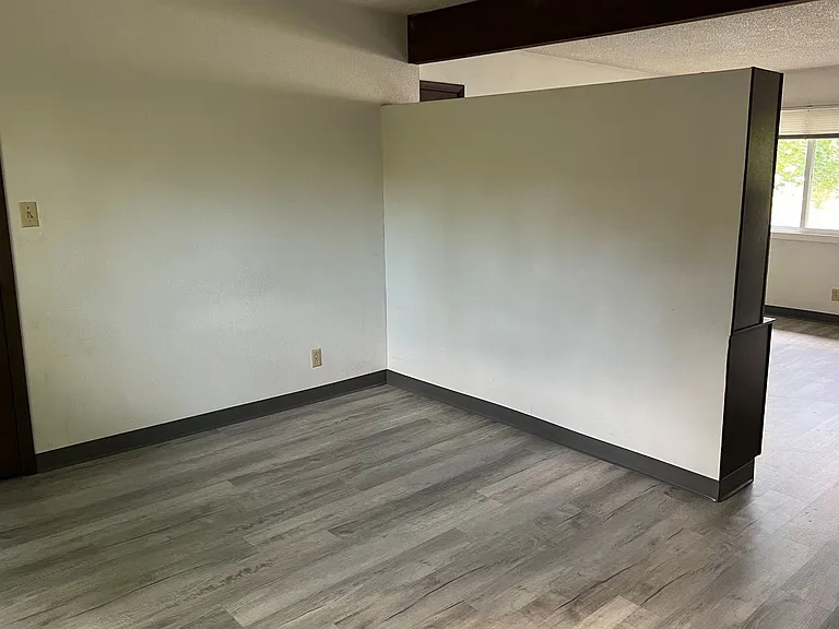 520 Hickory St — Photo 8