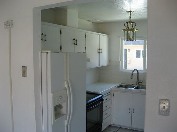 2nd image of 2925 Florence Ave APT 42