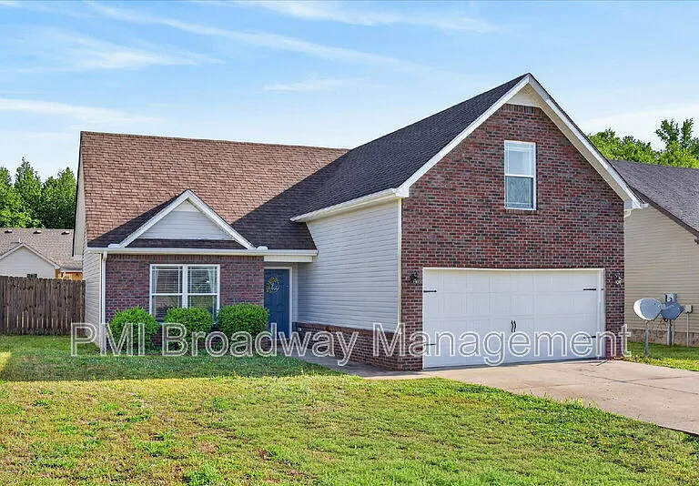 837 Shelton Cir — Photo 3