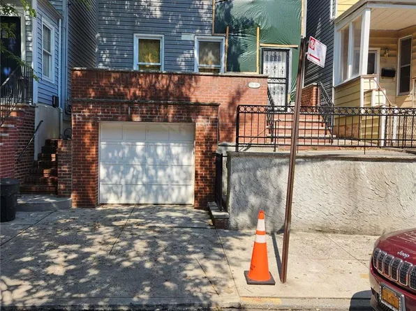 25-30 36th Street, Astoria, NY 11103