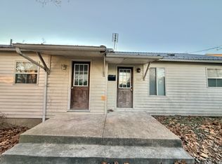 427 Pine St #B, Sullivan, MO 63080