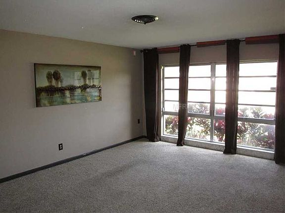 3rd image of 3516 Edland Dr