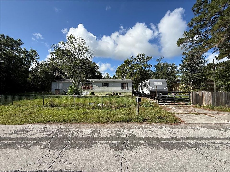 1st image of 6672 W EDGEWOOD LANE