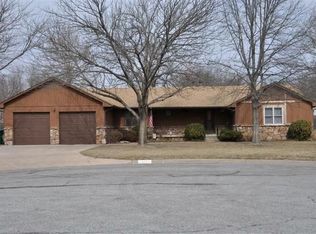 3732 N Smyser Ct, Wichita, KS 67204