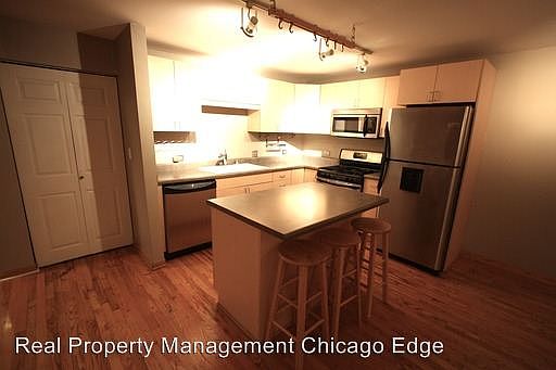 3rd image of 2435 N Albany Ave APT 1