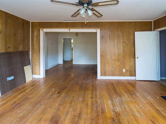 2nd image of 132 Saint Augustine Dr