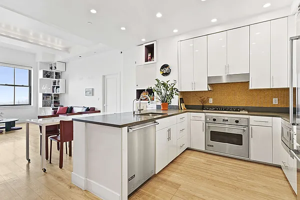 Rented by Compass | media 23
