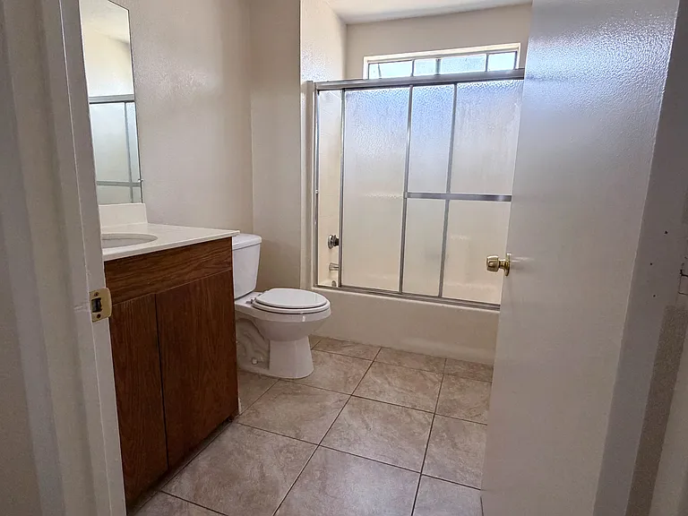 25880 Dartmouth St #T — Photo 6