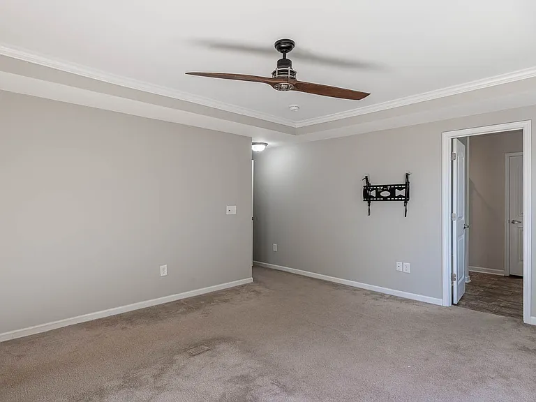 504 Southwick Pl — Photo 16