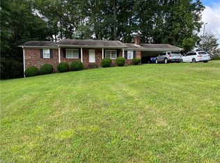 802 Spainhour Rd, King, NC 27021