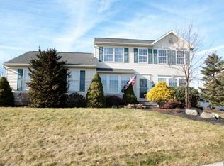 2672 Thistle Rd, Macungie, PA 18062