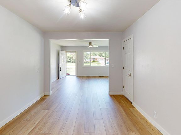 3rd image of 1109 S 7th St
