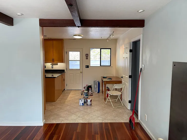 137 Shelden Rd — Photo 7