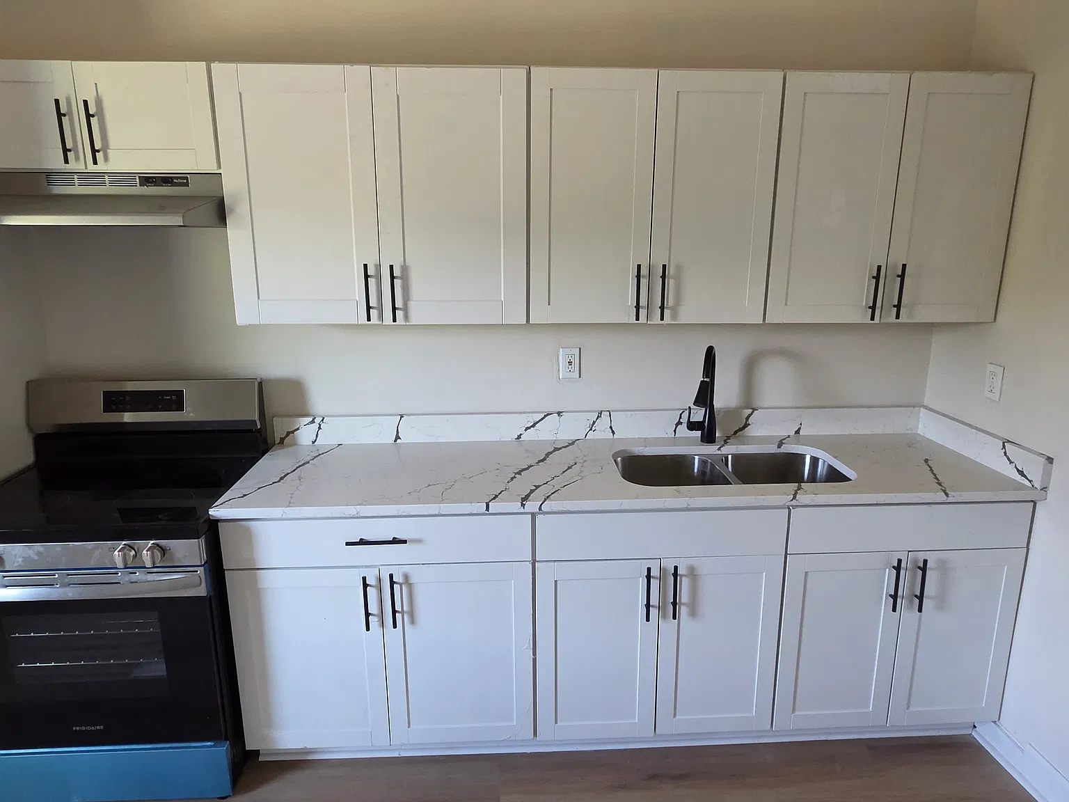 3 bed, 1164 sqft, $1,350 — Photo 2
