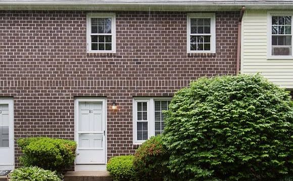 1st image of 81 Oakridge Dr #81
