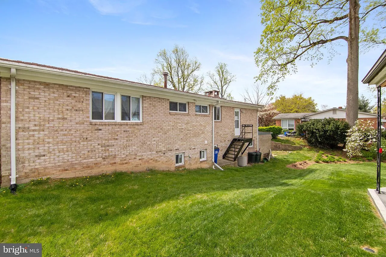 1 bed, 2564 sqft, $1,000 — Photo 4