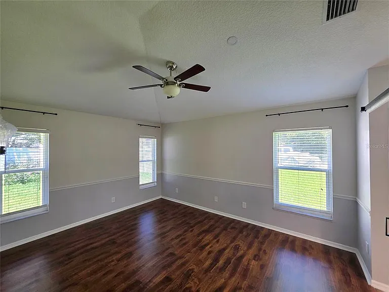 806 Lesa Glen Pl — Photo 6