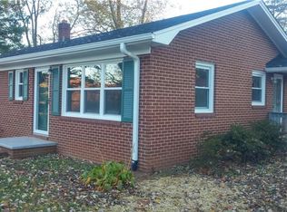 214 Mills Rd, Mount Airy, NC 27030