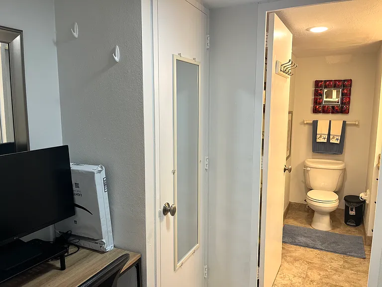 880 Mandalay Ave #S911 — Photo 34