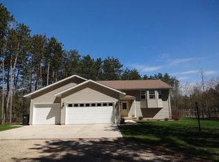 S12718 Merrilee Rd, Spring Green, WI 53588