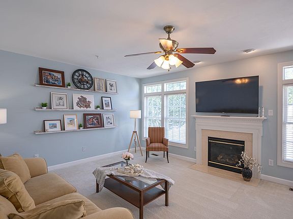5th image of 12107 Magnolia Park Pl