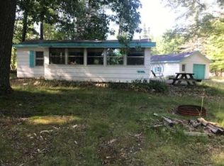 8130 Birch Ct, Harrison, MI 48625