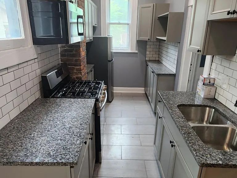 1256 Eastwood Ave — Photo 1